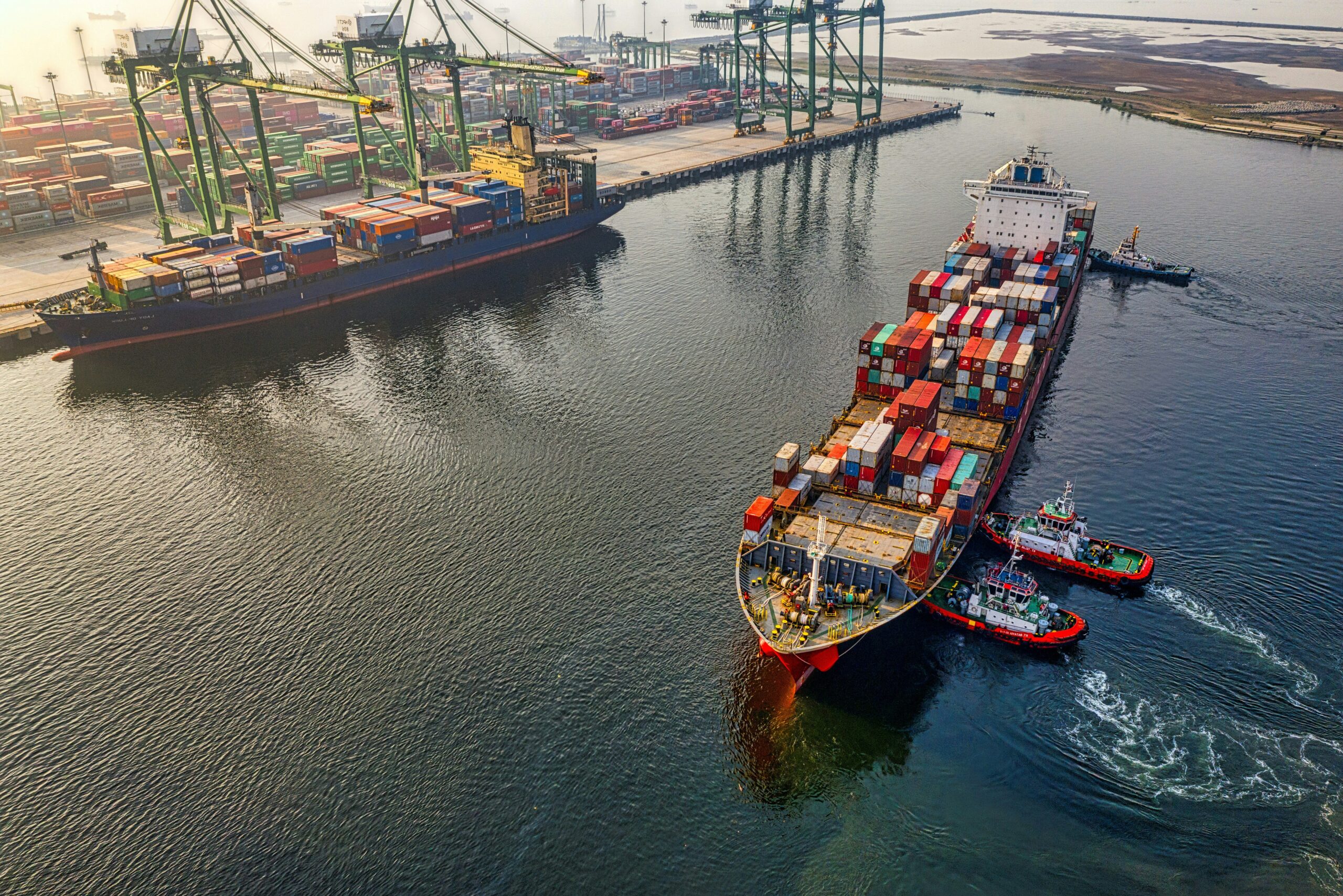 Visa and Airwallex team on embedded finance for freight platforms