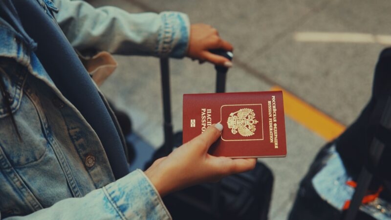Repayd and Nezasa partner to bring travel-specific payments to tour operators