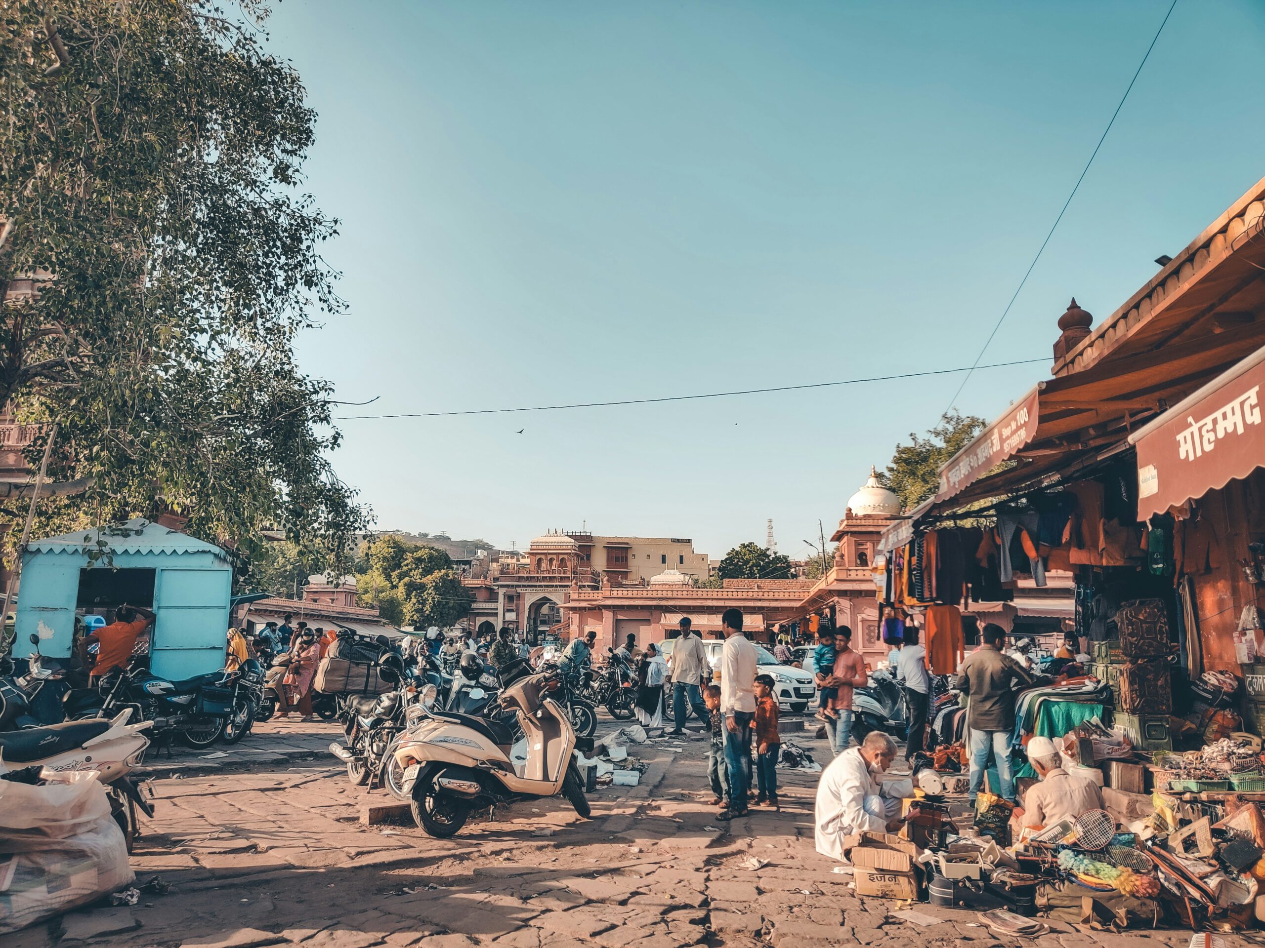 India weighs delaying UPI merchant fee that was due October 15